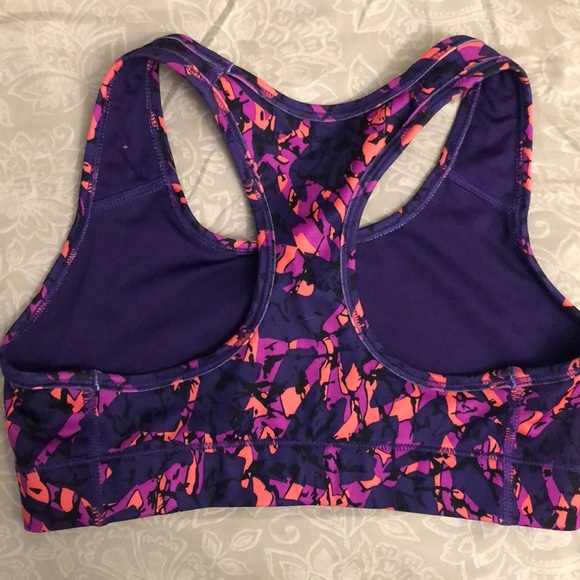 NIKE Sports Bra 🟣 - Picture 2 of 3